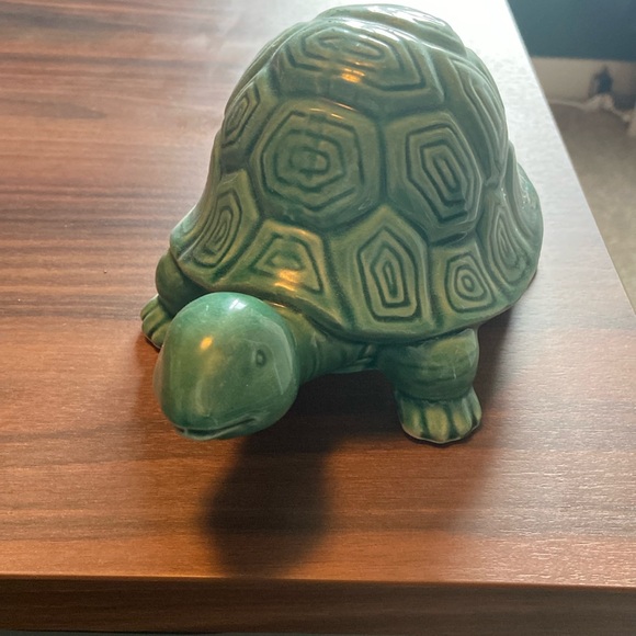 Ceramic turtle decor - Picture 1 of 1